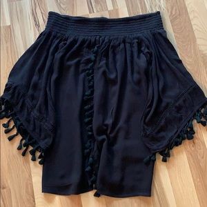 Off-the-shoulder tassel top